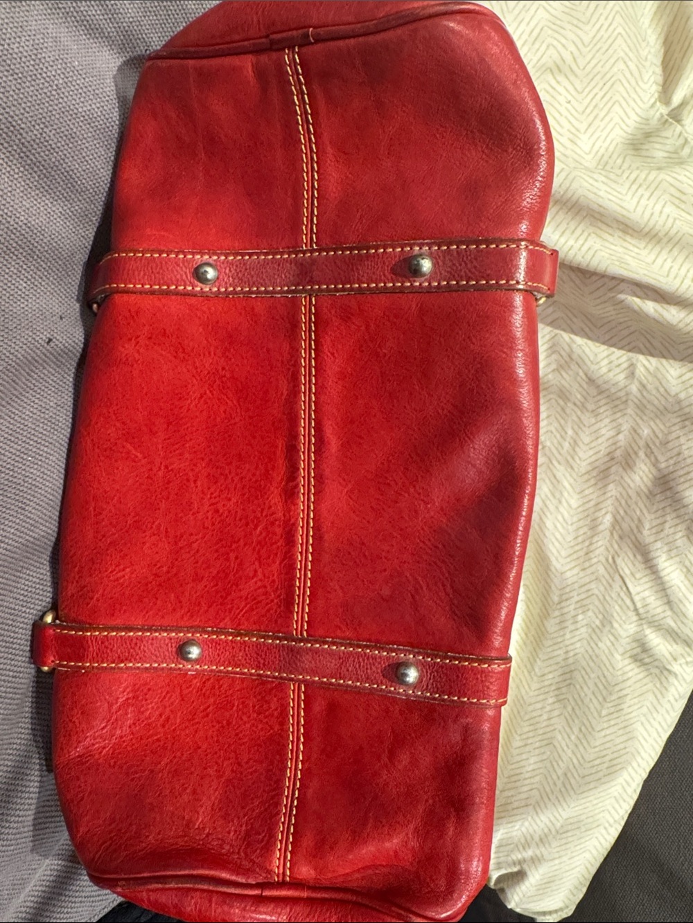 DOONEY & BOURKE BEAUTIFUL RED FLORENTINE SATCHEL IN GREAT CONDITION - Picture 4 of 4